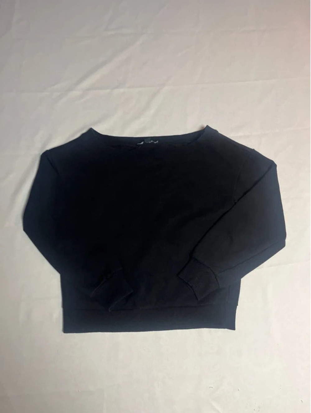 Women’s long sleeve black international concepts, petite small, wide collar